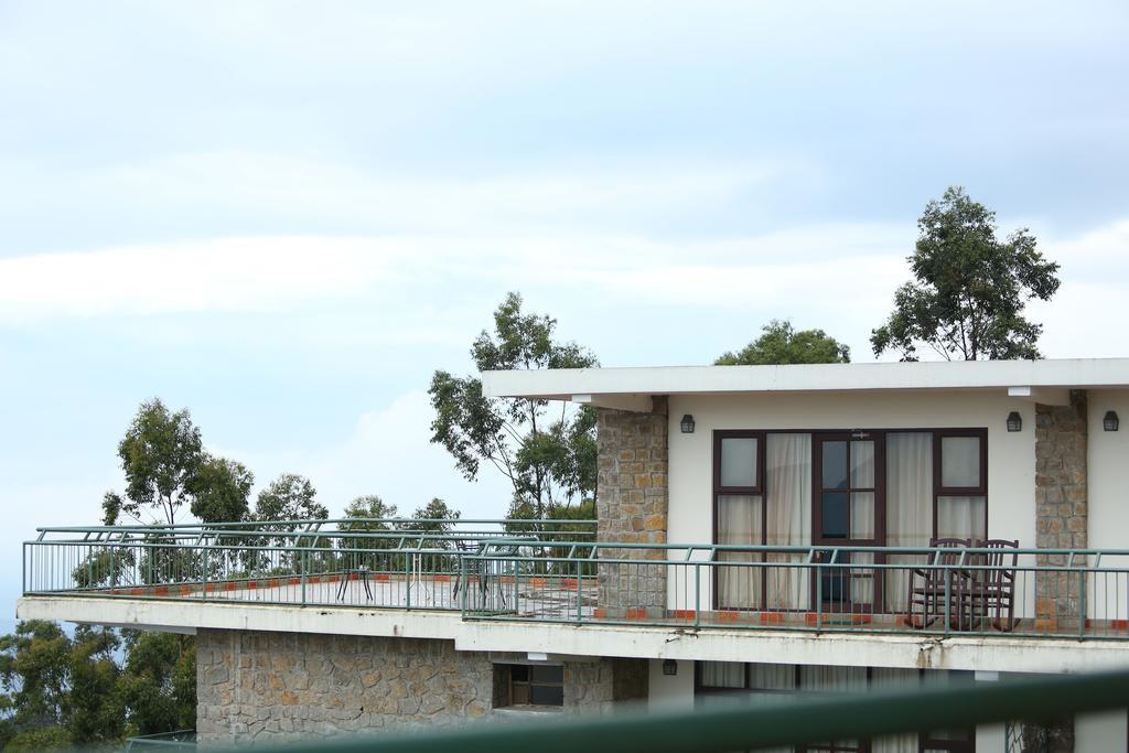 Ayur County Resort Chinnakanal Exterior photo