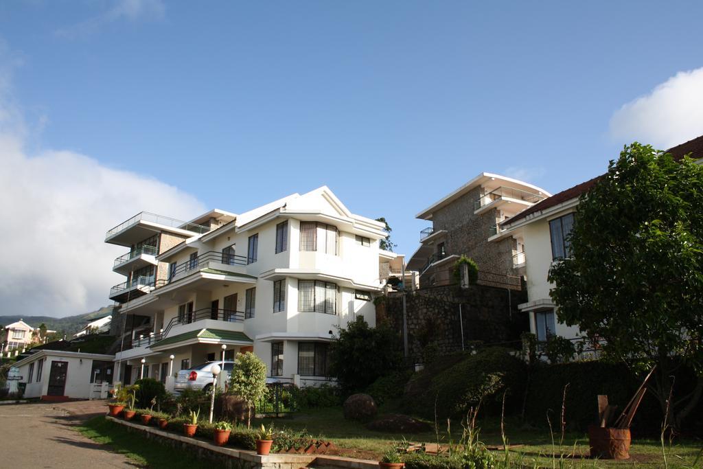 Ayur County Resort Chinnakanal Exterior photo