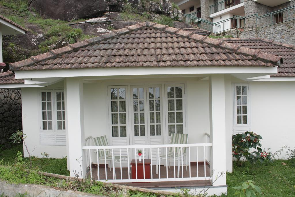 Ayur County Resort Chinnakanal Exterior photo